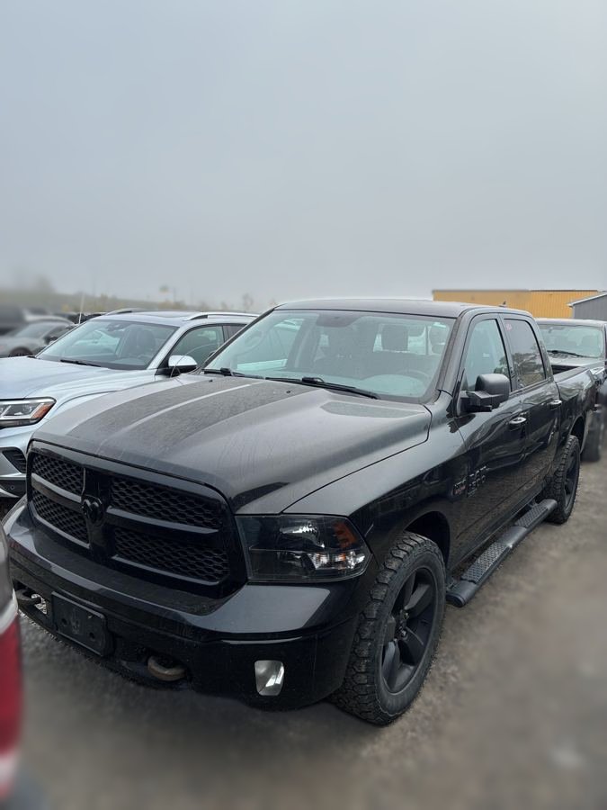 2019 Ram 1500 Classic SLT Crew - incoming