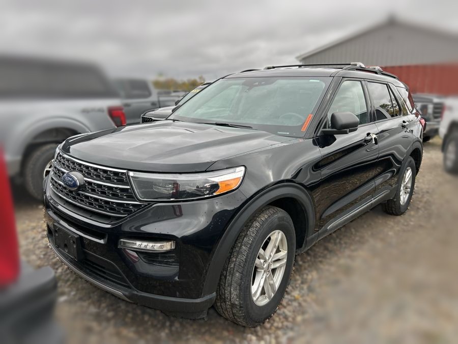 2022 Ford Explorer XLT AWD - incoming