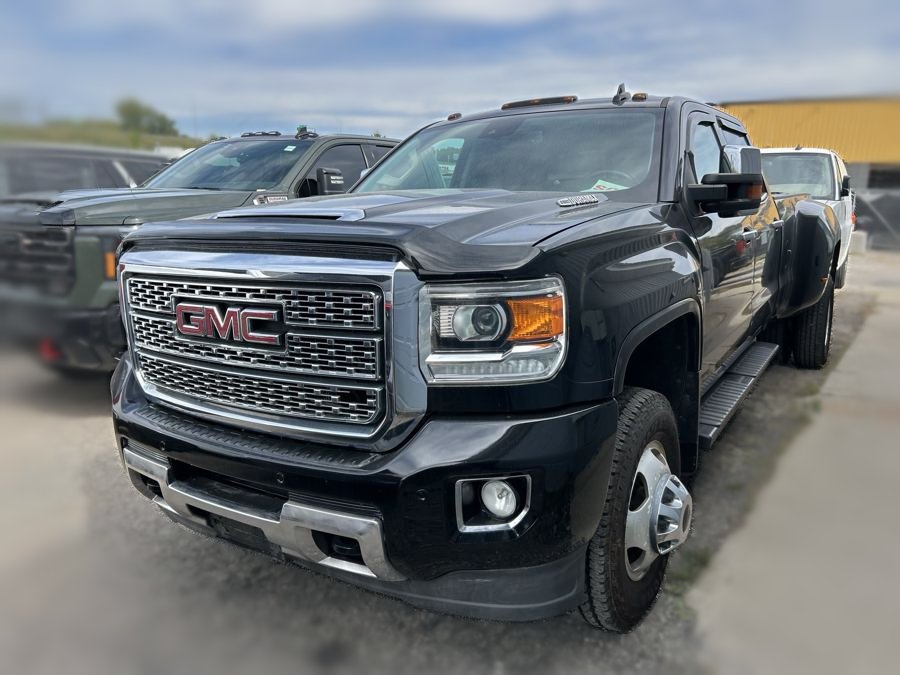 2019 GMC Sierra 3500HD Denali - incoming